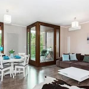 Golden - Kolejowa - One Bedroom , Warszawa Polska